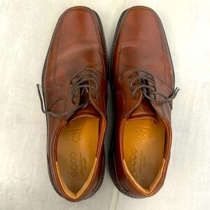 Echo men's shoe by Johnston Murphy